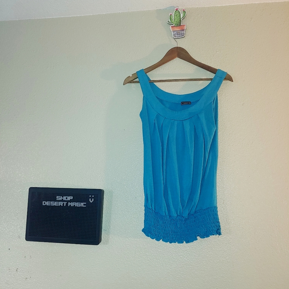 Elastic waist tank top